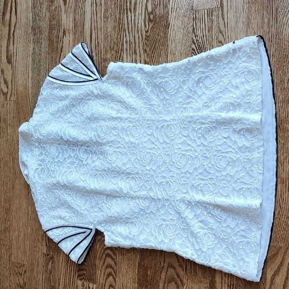 (M) Ravel Vintage Stretchy Lace  Overlay Ultra Flattering Fitted Old Fashioned - Picture 8 of 8